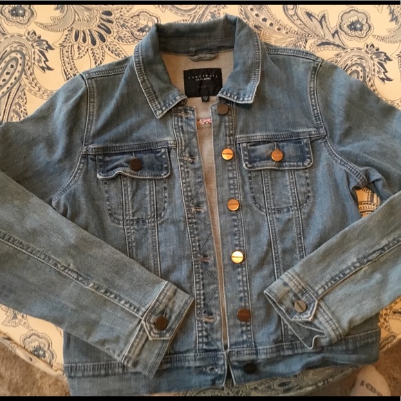 Sanctuary Jackets & Blazers - Sanctuary distressed jean jacket